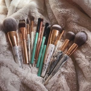 BH Cosmetics Brushes